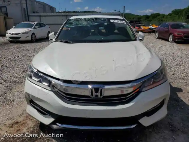 2017 Honda Accord 1HGCR3F83HA043255 — hoton gwanjo Copart na 5