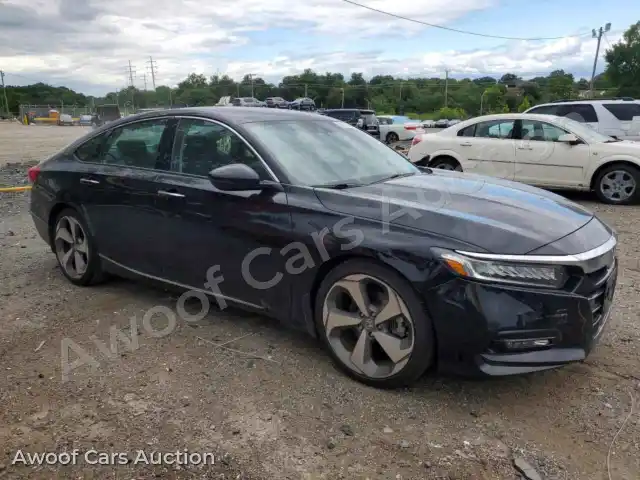 2018 Honda Accord 1HGCV2F95JA017941 — photo 4 de la vente Copart