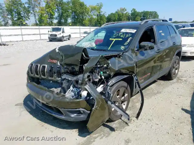 2017 Jeep Cherokee L 1C4PJLCS1HW574691 — Copart auction photo 2