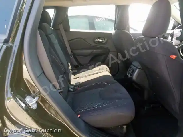 2017 Jeep Cherokee L 1C4PJLCS1HW574691 — Copart auction photo 6