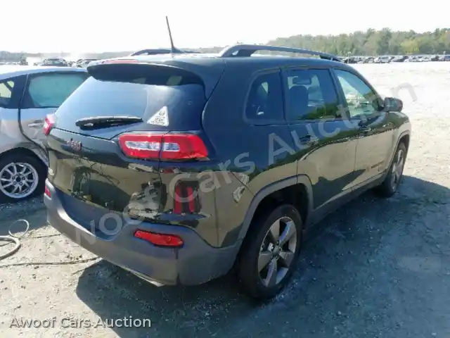 2017 Jeep Cherokee L 1C4PJLCS1HW574691 — Copart auction photo 4