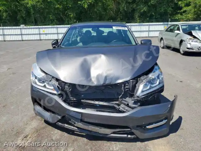 2017 Honda Accord 1HGCR2F82HA299669 — Copart auction photo 5