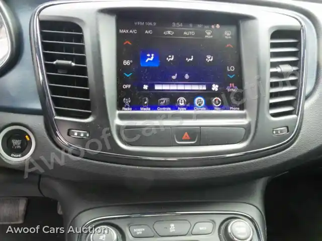 2015 Chrysler 200 1C3CCCDGXFN630329 — photo 4 de la vente Manheim