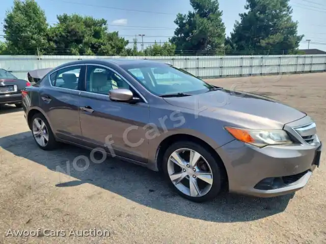 2013 Acura ILX 19VDE1F71DE012371 — Copart auction photo 4