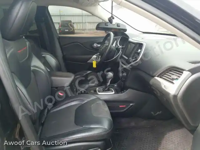 2017 Jeep Cherokee 1C4PJMBSXHW609557 — Copart auction photo 5