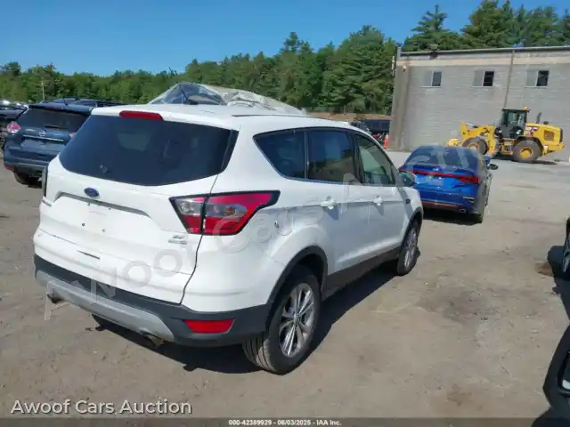 2017 Ford Escape 1FMCU9GD2HUD80571 — Iaai auction photo 4