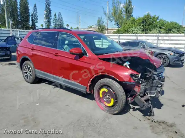 2018 Volkswagen Tiguan 3VV3B7AX3JM191375 — Copart auction photo 4