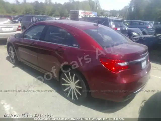 2013 Chrysler 200 1C3CCBBB7DN666428 — Iaai auction photo 3