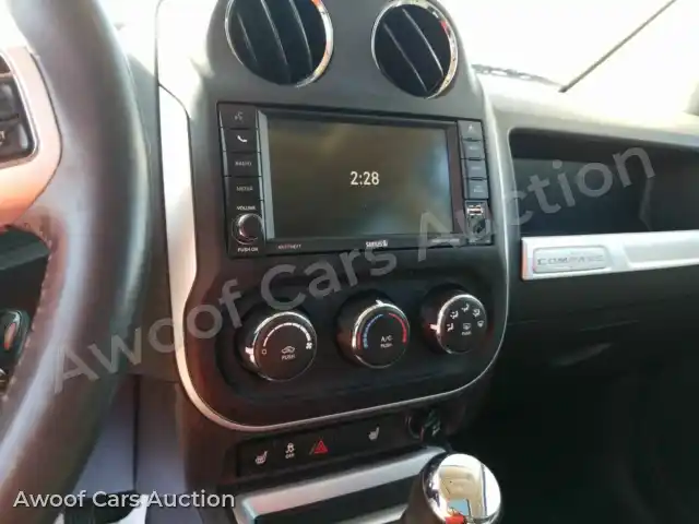 2017 Jeep Compass 1C4NJDEB6HD110219 — Manheim auction photo 4