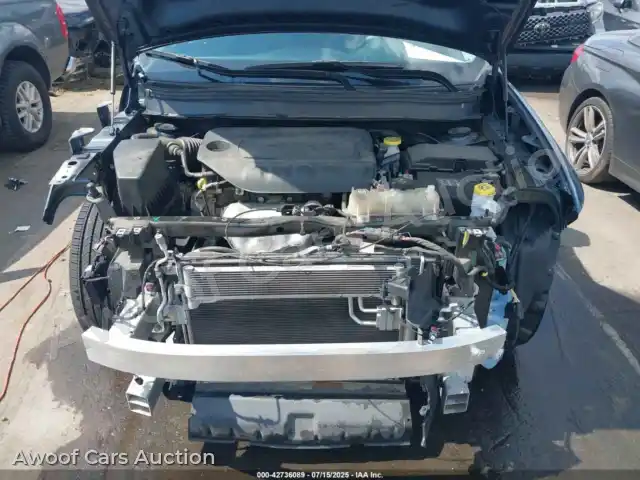 2020 Jeep Cherokee 1C4PJLCB3LD606206 — Iaai auction photo 10
