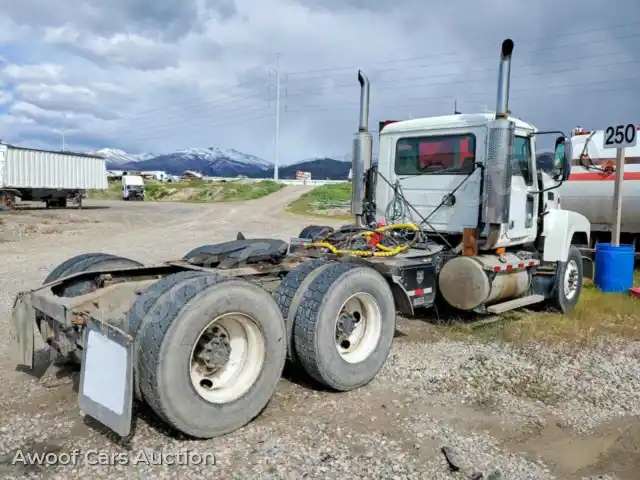 2004 Mack ALL Other 1M1AA18Y04N156498 — Copart auction photo 4