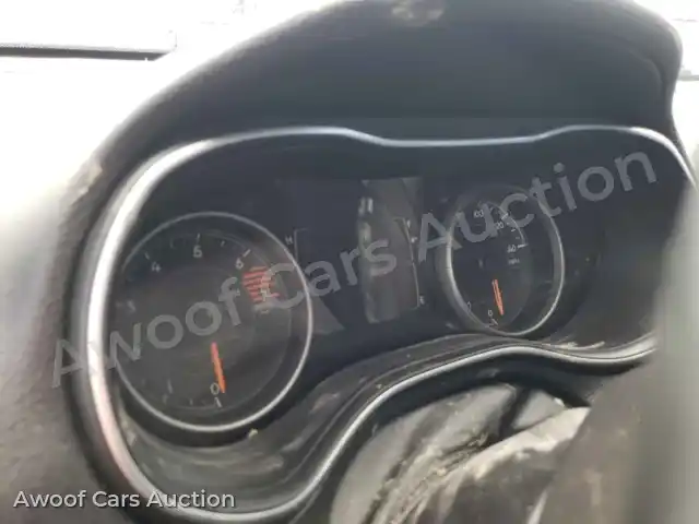 2019 Jeep Cherokee 1C4PJLLB2KD154165 — Copart auction photo 8