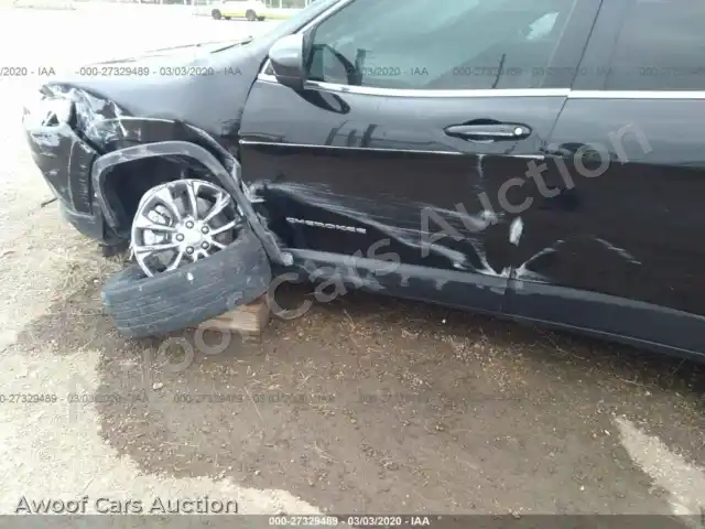 2019 Jeep Cherokee 1C4PJLLB7KD154663 — Iaai auction photo 6