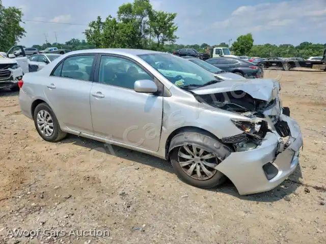 2013 Toyota Corolla 2T1BU4EE5DC022497 — Copart auction photo 4