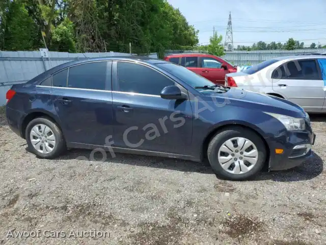 2015 Chevrolet Cruze 1G1PC5SB0F7255080 — photo 4 de la vente Copart