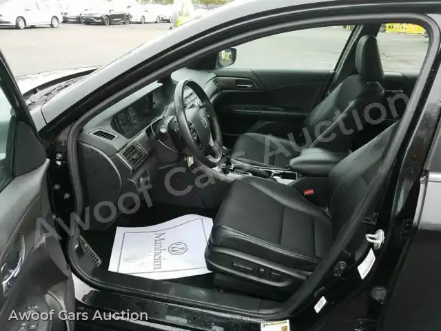 2017 Honda Accord 1HGCR2F51HA142088 — Manheim auction photo 3