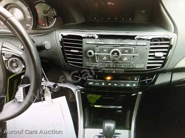 2017 Honda Accord 1HGCR2F51HA142088 — Manheim auction photo 4