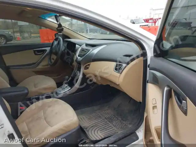 2012 Hyundai Elantra 5NPDH4AE6CH126222 — Iaai auction photo 5