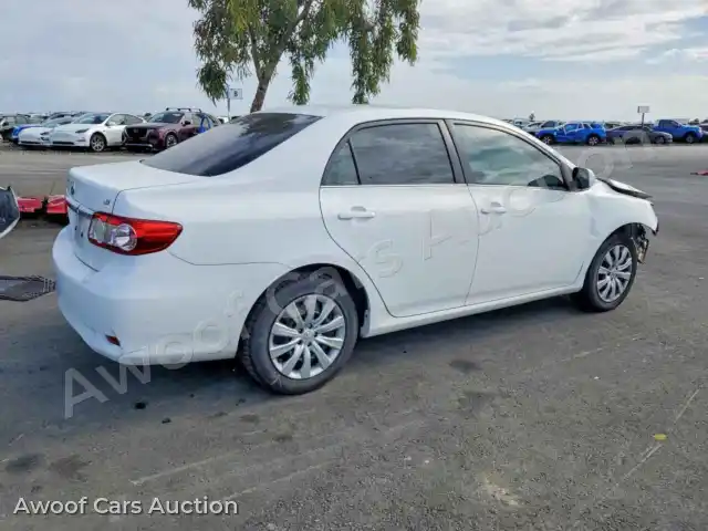 2013 Toyota Corolla 2T1BU4EE7DC963904 — Copart auction photo 3