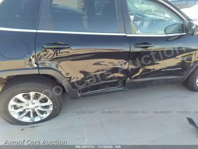 2019 Jeep Cherokee 1C4PJLCB6KD203724 — Iaai auction photo 6