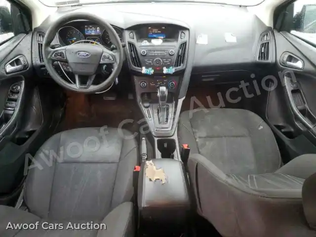2018 Ford Focus 1FADP3K28JL307094 — hoton gwanjo Copart na 8