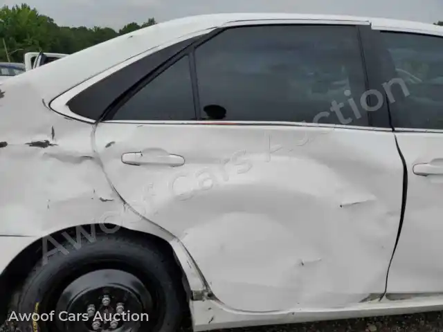 2016 Toyota Camry 4T1BF1FK8GU576200 — photo 10 de la vente Copart