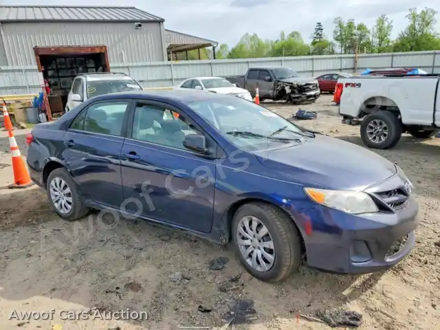 2013 Toyota Corolla 2T1BU4EE9DC940401 — Copart auction photo 4