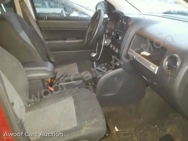 2016 Jeep Compass 1C4NJDBBXGD658484 — Copart auction photo 5