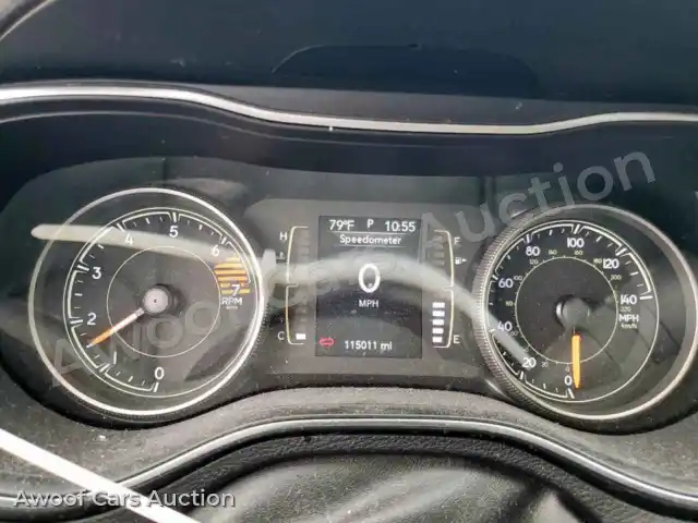 2019 Jeep Grand Cherokee 1C4PJLLB2KD307904 — photo 9 de la vente Copart