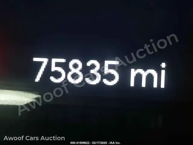2019 Jeep Cherokee 1C4PJLLB0KD448373 — Iaai auction photo 16