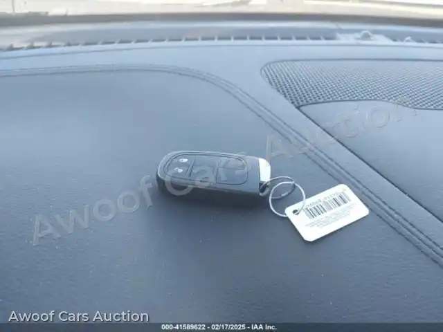 2019 Jeep Cherokee 1C4PJLLB0KD448373 — Iaai auction photo 11