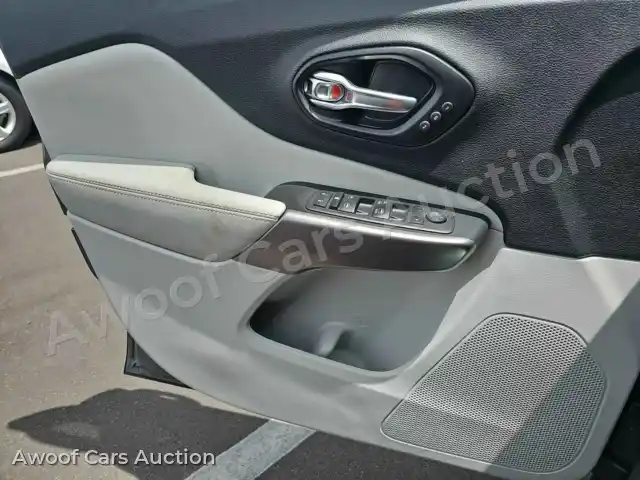 2021 Jeep Cherokee 1C4PJLDX5MD120119 — Manheim auction photo 17