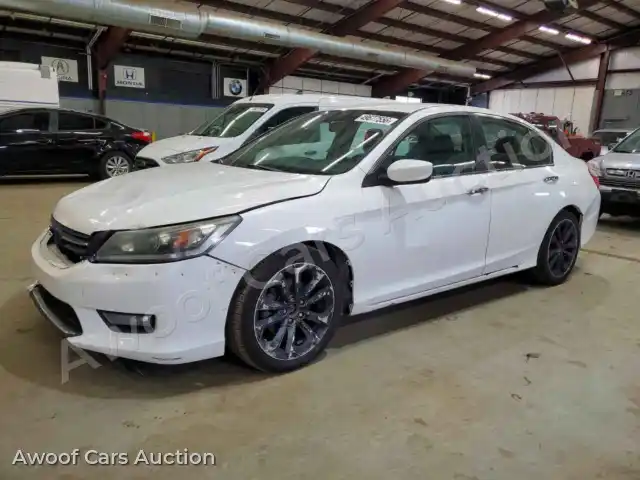2015 Honda Accord 1HGCR2F57FA070892 — Copart auction photo 1