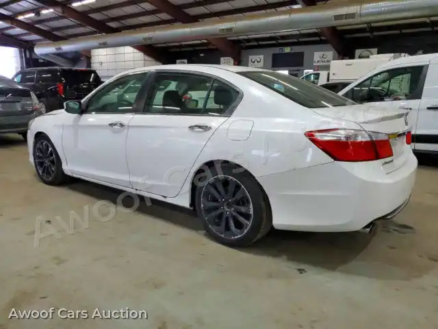 2015 Honda Accord 1HGCR2F57FA070892 — Copart auction photo 2