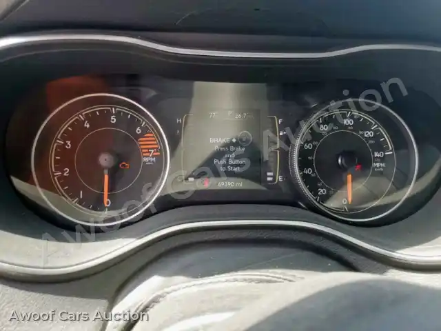 2021 Jeep Grand Cherokee 1C4PJLLB4MD116066 — photo 9 de la vente Copart