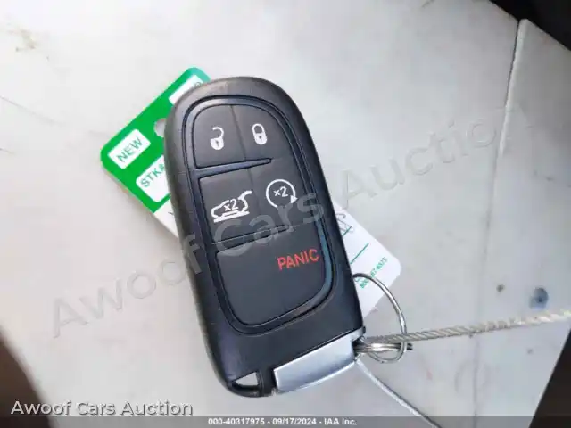 2019 Jeep Cherokee 1C4PJLDB6KD296033 — Iaai auction photo 11