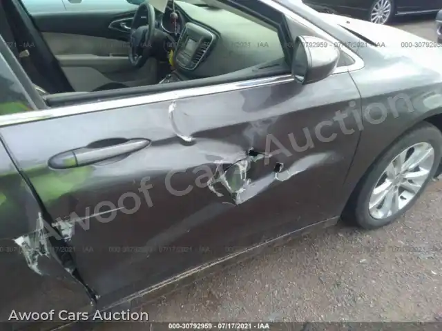 2015 Chrysler 200 1C3CCCAB5FN557329 — Iaai auction photo 6