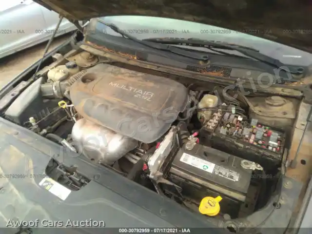 2015 Chrysler 200 1C3CCCAB5FN557329 — Iaai auction photo 10
