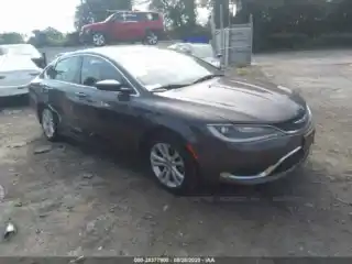 2015 Chrysler 200