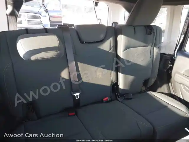 2025 Jeep Wrangler 1C4PJXDN5SW643261 — photo 8 de la vente Iaai
