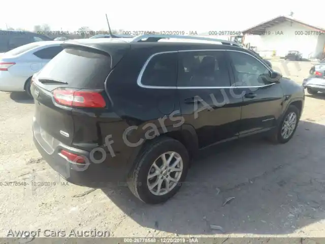 2018 Jeep Cherokee 1C4PJLLB5JD524023 — Iaai auction photo 4