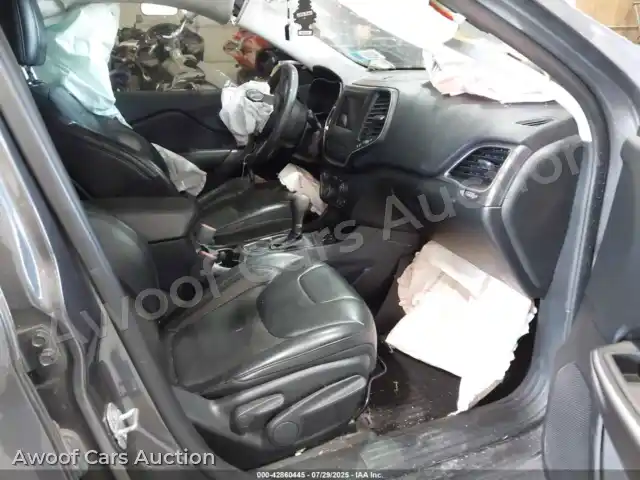 2019 Jeep Cherokee 1C4PJLLB4KD144270 — hoton gwanjo Iaai na 5