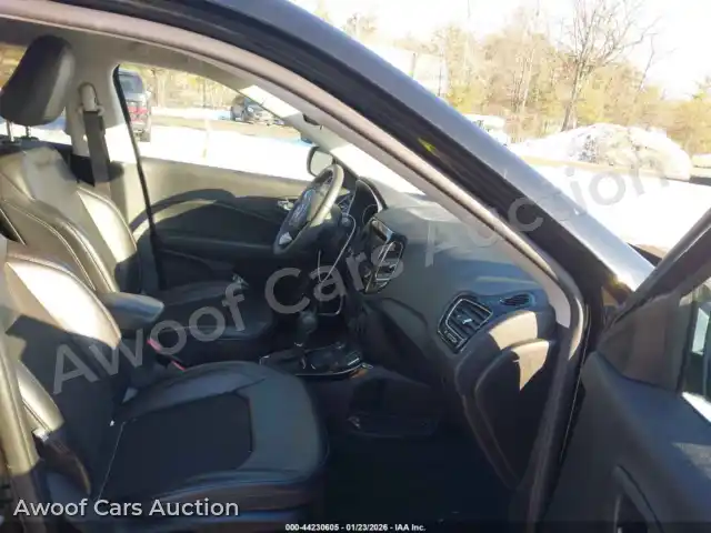 2021 Jeep Compass 3C4NJDBB1MT569327 — Iaai auction photo 5