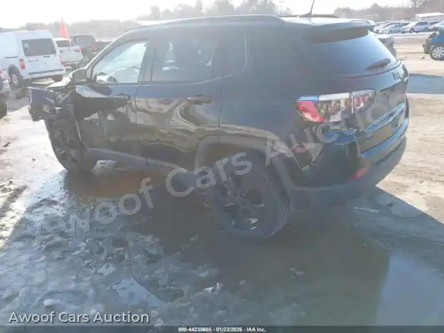 2021 Jeep Compass 3C4NJDBB1MT569327 — Iaai auction photo 3