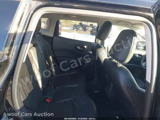 2021 Jeep Compass 3C4NJDBB1MT569327 — Iaai auction photo 8