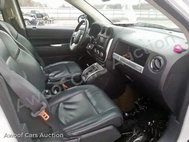 2016 Jeep Compass 1C4NJDEBXGD696244 — Copart auction photo 5