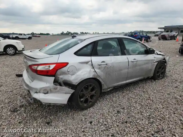 2014 Ford Focus 1FADP3F27EL334240 — Copart auction photo 3