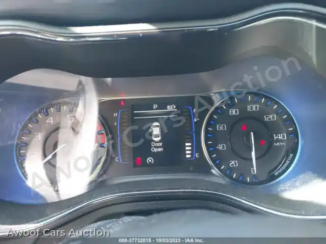 2015 Chrysler 200 1C3CCCBB3FN737438 — photo 7 de la vente Iaai