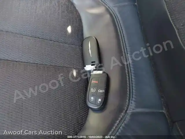 2015 Chrysler 200 1C3CCCBB3FN737438 — photo 11 de la vente Iaai