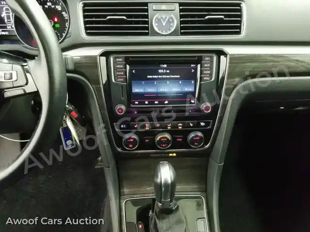 2016 Volkswagen Passat 1VWBT7A33GC013333 — Manheim auction photo 11